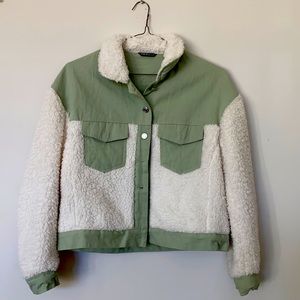 Color-block Sherpa & corduroy - pistachio colored!